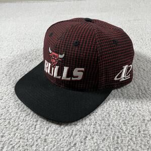 Chicago Bulls Hat Cap Snap Back Red Logo Athletic Script Grid Wool Vintage 90s